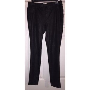 CHICO’S 0 Small 4x29.Pull On With Button Faux Suede Black Stretch Skinny Legging